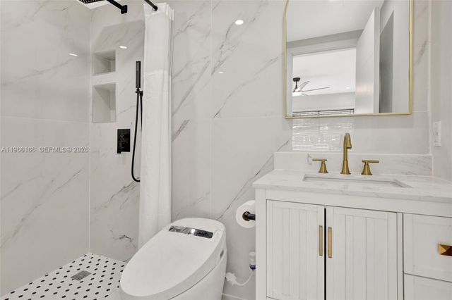 3916 NW 207th St Rd, Miami Gardens, FL 33055