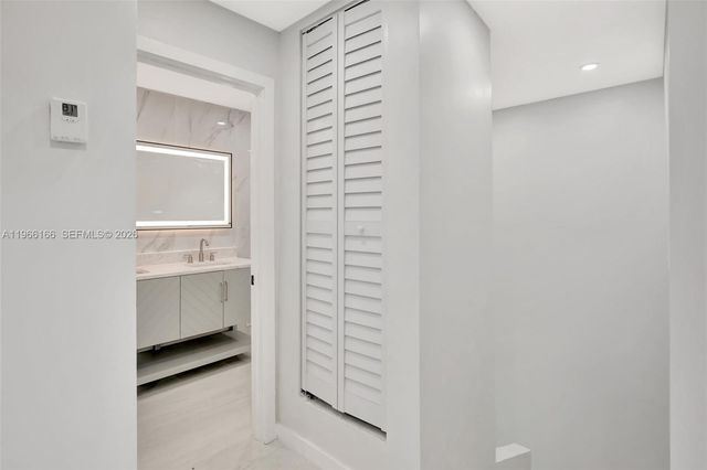 3916 NW 207th St Rd, Miami Gardens, FL 33055