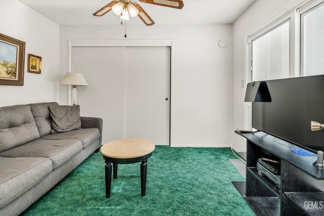 2808 La Costa Street, Bakersfield, CA 93306