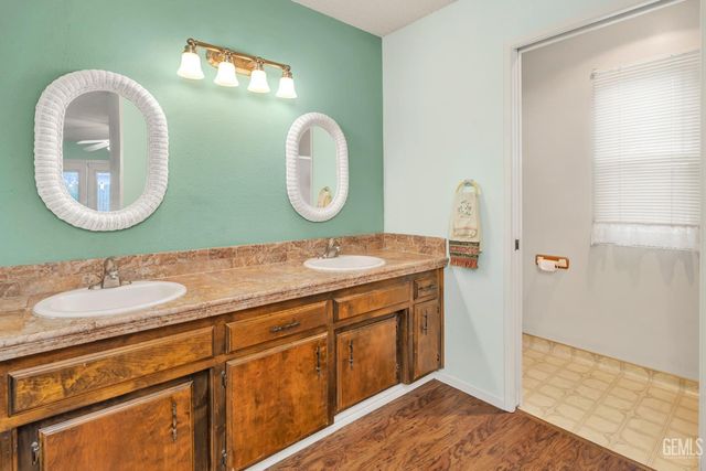 2808 La Costa Street, Bakersfield, CA 93306