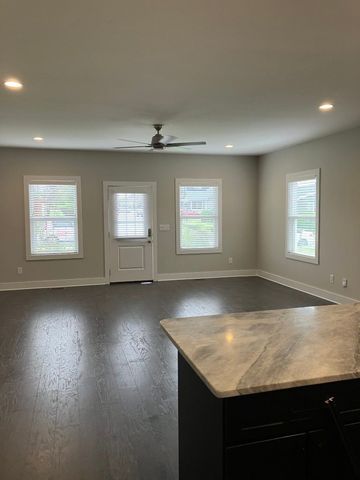 1523 21st Ave N Unit A, Nashville, TN 37208