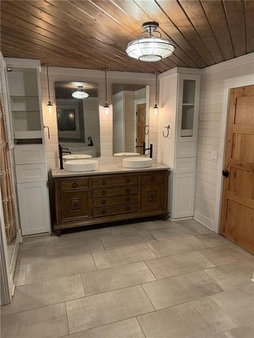 12509 W 154 Terrace, Overland Park, KS 66221