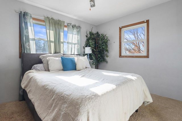 105 Winston WAY, Waunakee, WI 53597