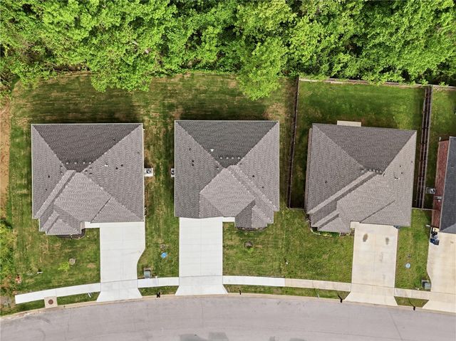 1313 Valley Drive, Gentry, AR 72734