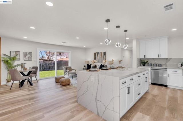 48465 Ursa Dr, Fremont, CA 94539