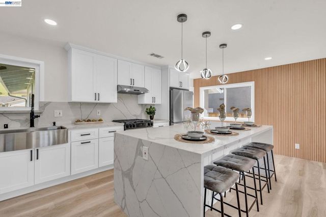 48465 Ursa Dr, Fremont, CA 94539