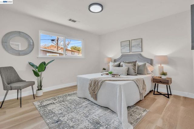 48465 Ursa Dr, Fremont, CA 94539