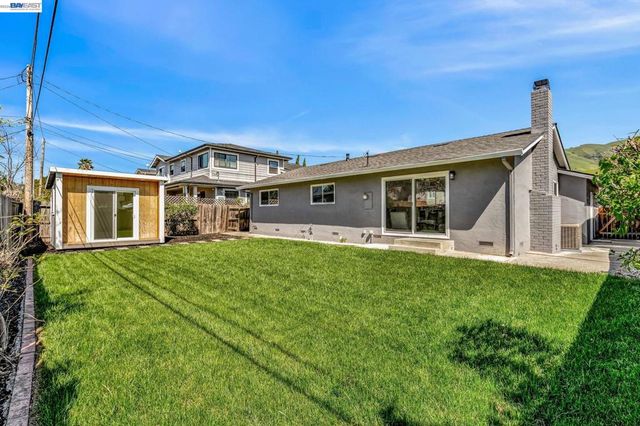 48465 Ursa Dr, Fremont, CA 94539