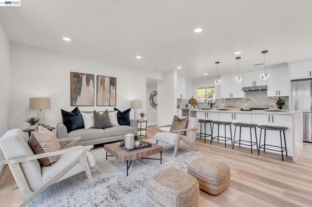 48465 Ursa Dr, Fremont, CA 94539