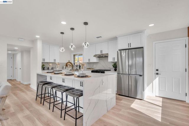 48465 Ursa Dr, Fremont, CA 94539