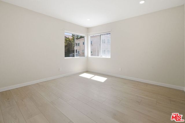 19863 Sandpiper Place 105, Santa Clarita, CA 91321