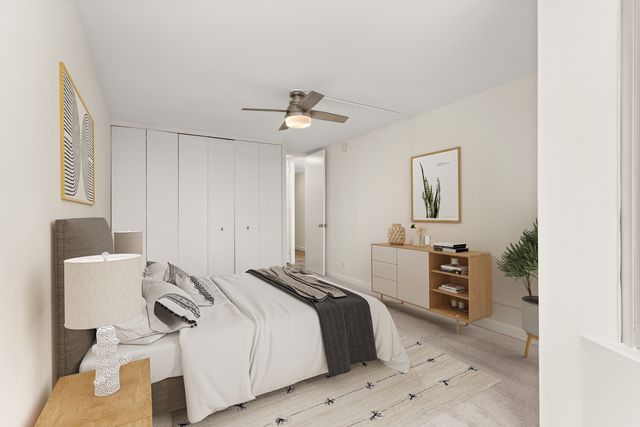 720 W Gordon Terrace 18B, Chicago, IL 60613