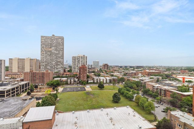 720 W Gordon Terrace 18B, Chicago, IL 60613