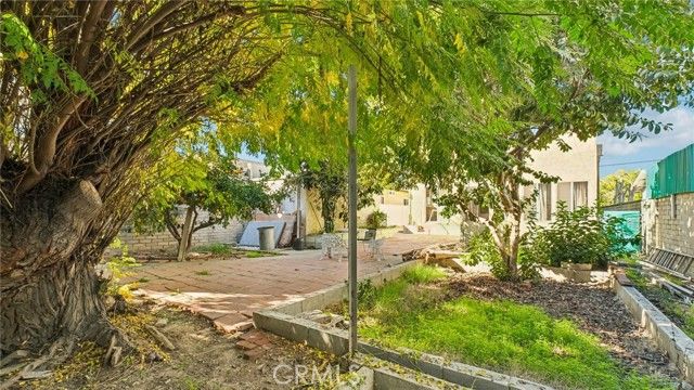 2958 Partridge, Los Angeles, CA 90039