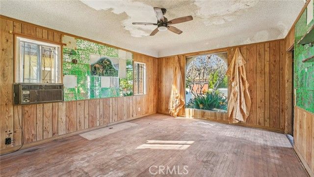 2958 Partridge, Los Angeles, CA 90039