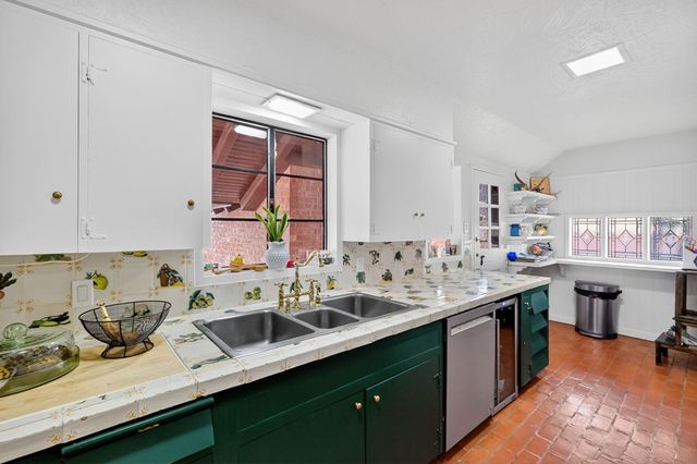 1600 W Ohio Ave, Midland, TX 79701