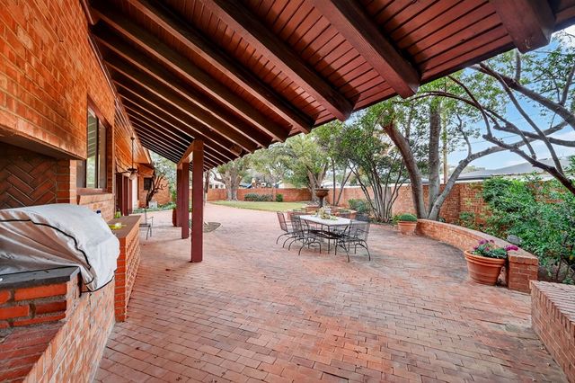 1600 W Ohio Ave, Midland, TX 79701