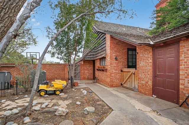 1600 W Ohio Ave, Midland, TX 79701