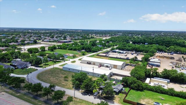 8006 Renee Drive, Arlington, TX 76001