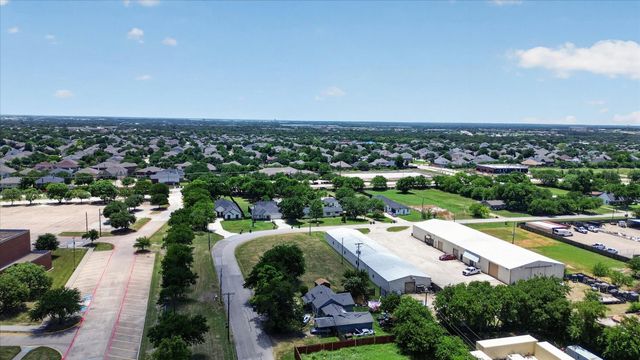 8006 Renee Drive, Arlington, TX 76001