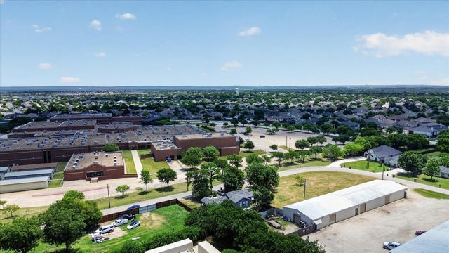 8006 Renee Drive, Arlington, TX 76001