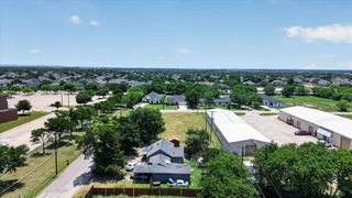 8006 Renee Drive, Arlington, TX 76001
