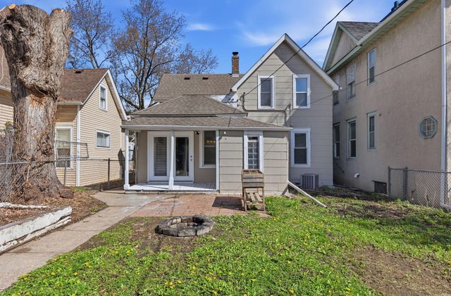 864 Sims Avenue, Saint Paul, MN 55106