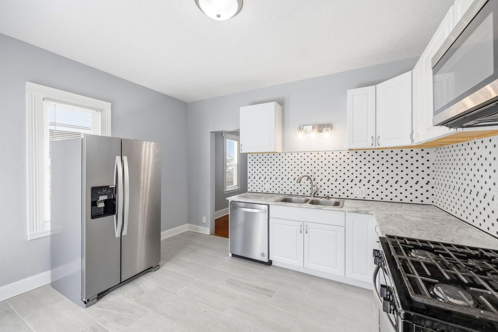 864 Sims Avenue, Saint Paul, MN 55106 — photo 3