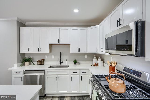 2902 WESTFIELD AVE, Baltimore, MD 21214