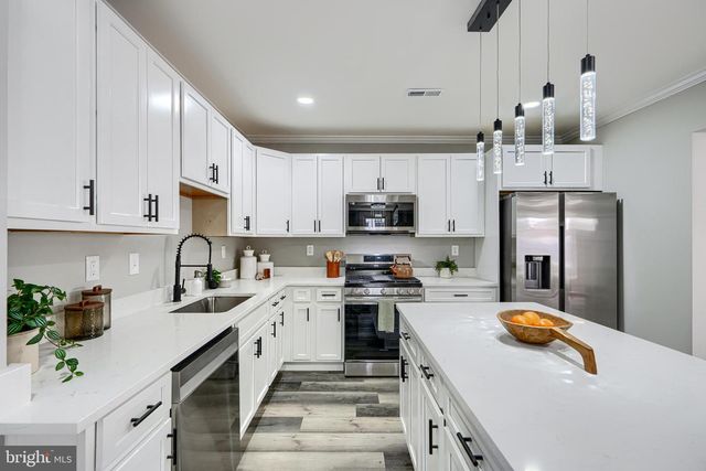 2902 WESTFIELD AVE, Baltimore, MD 21214