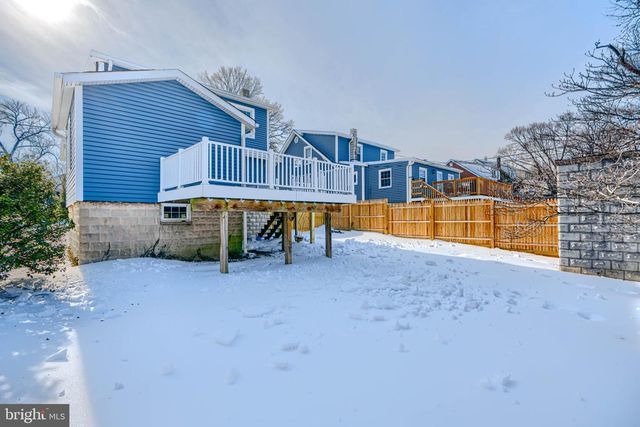 2902 WESTFIELD AVE, Baltimore, MD 21214