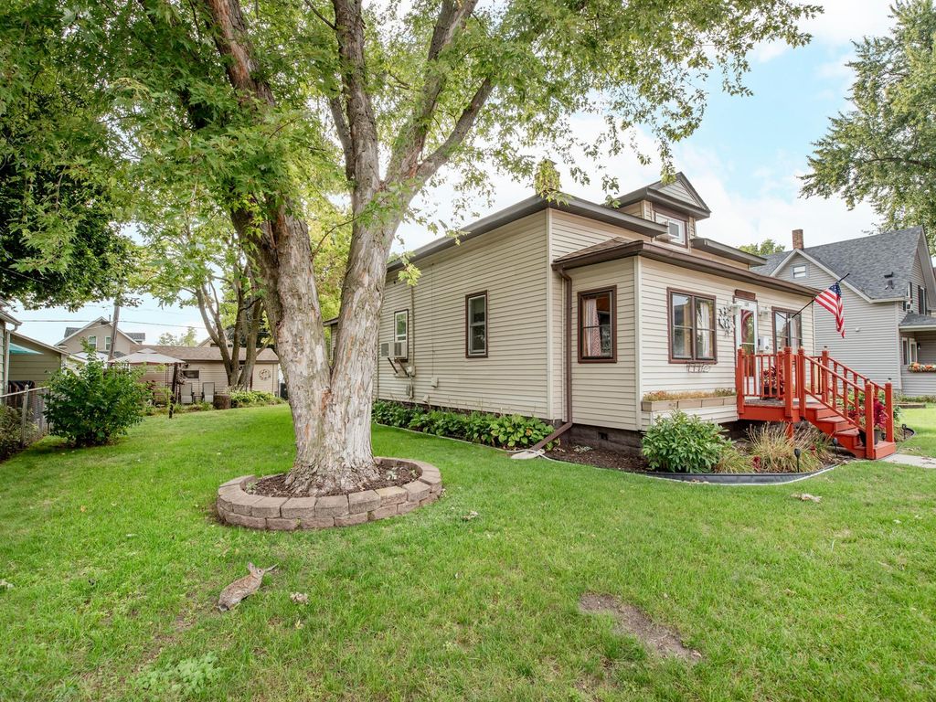 125 3rd Avenue S, South Saint Paul, MN 55075 — photo 2