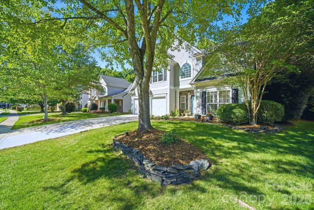 16214 Grafham Circle, Huntersville, NC 28078