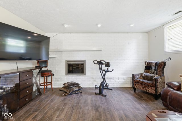 9304 Shenandoah Drive, Indianapolis, IN 46229