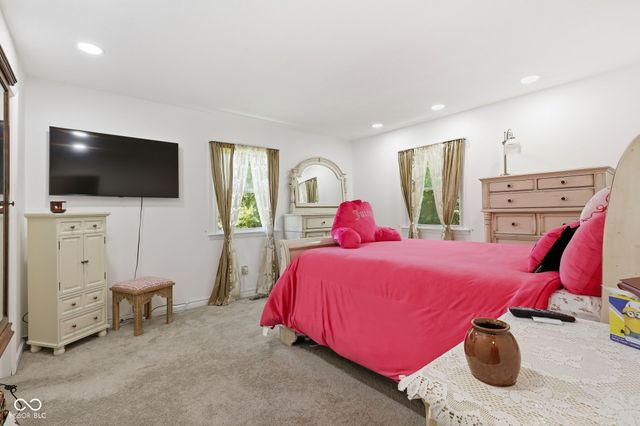 9304 Shenandoah Drive, Indianapolis, IN 46229