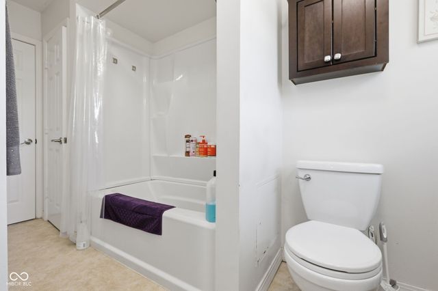 9304 Shenandoah Drive, Indianapolis, IN 46229