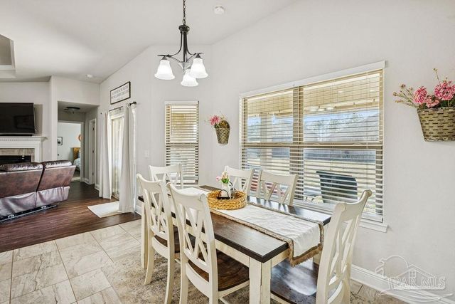 6263 Browning St, Milton, FL 32570