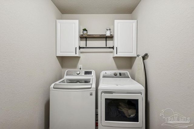 6263 Browning St, Milton, FL 32570