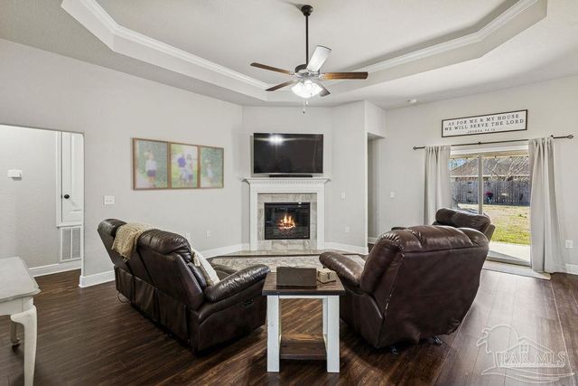 6263 Browning St, Milton, FL 32570