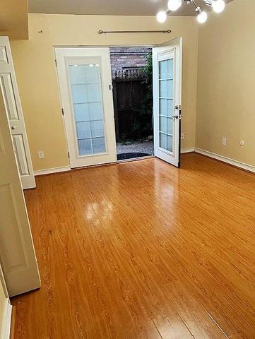 6402 Del Monte Drive 30, Houston, TX 77057