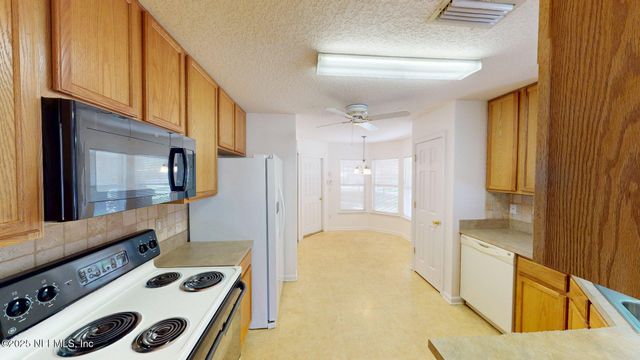 3862 PEBBLE BROOKE Circle S, Orange Park, FL 32065