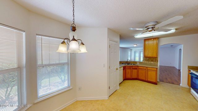3862 PEBBLE BROOKE Circle S, Orange Park, FL 32065