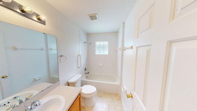 3862 PEBBLE BROOKE Circle S, Orange Park, FL 32065