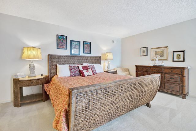 5380 N Ocean Drive 11a, Riviera Beach, FL 33404