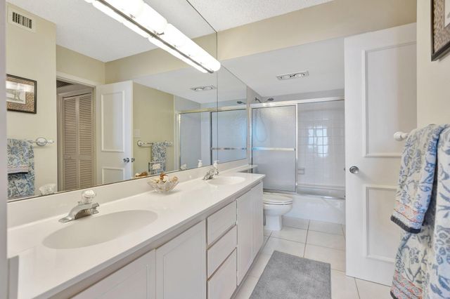 5380 N Ocean Drive 11a, Riviera Beach, FL 33404