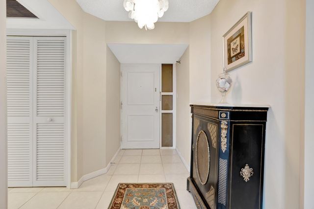 5380 N Ocean Drive 11a, Riviera Beach, FL 33404