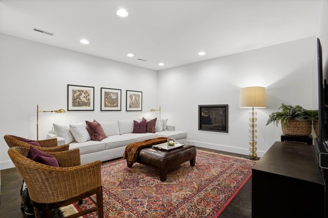 105 EDGEWOOD AVE, Columbia, MO 65203