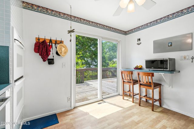 24 Branch Road, Oakhurst, NJ 07755
