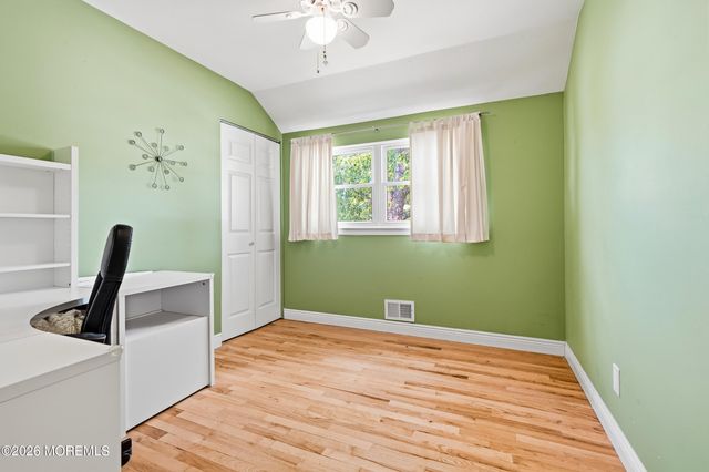 24 Branch Road, Oakhurst, NJ 07755