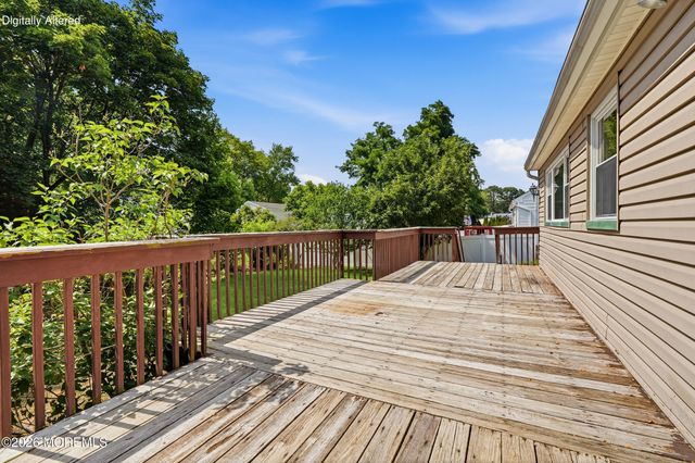 24 Branch Road, Oakhurst, NJ 07755